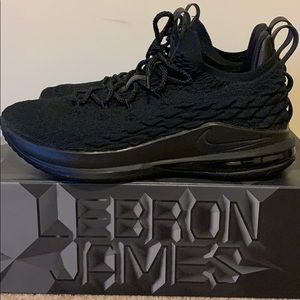 Lebron XV Low size 11.5
